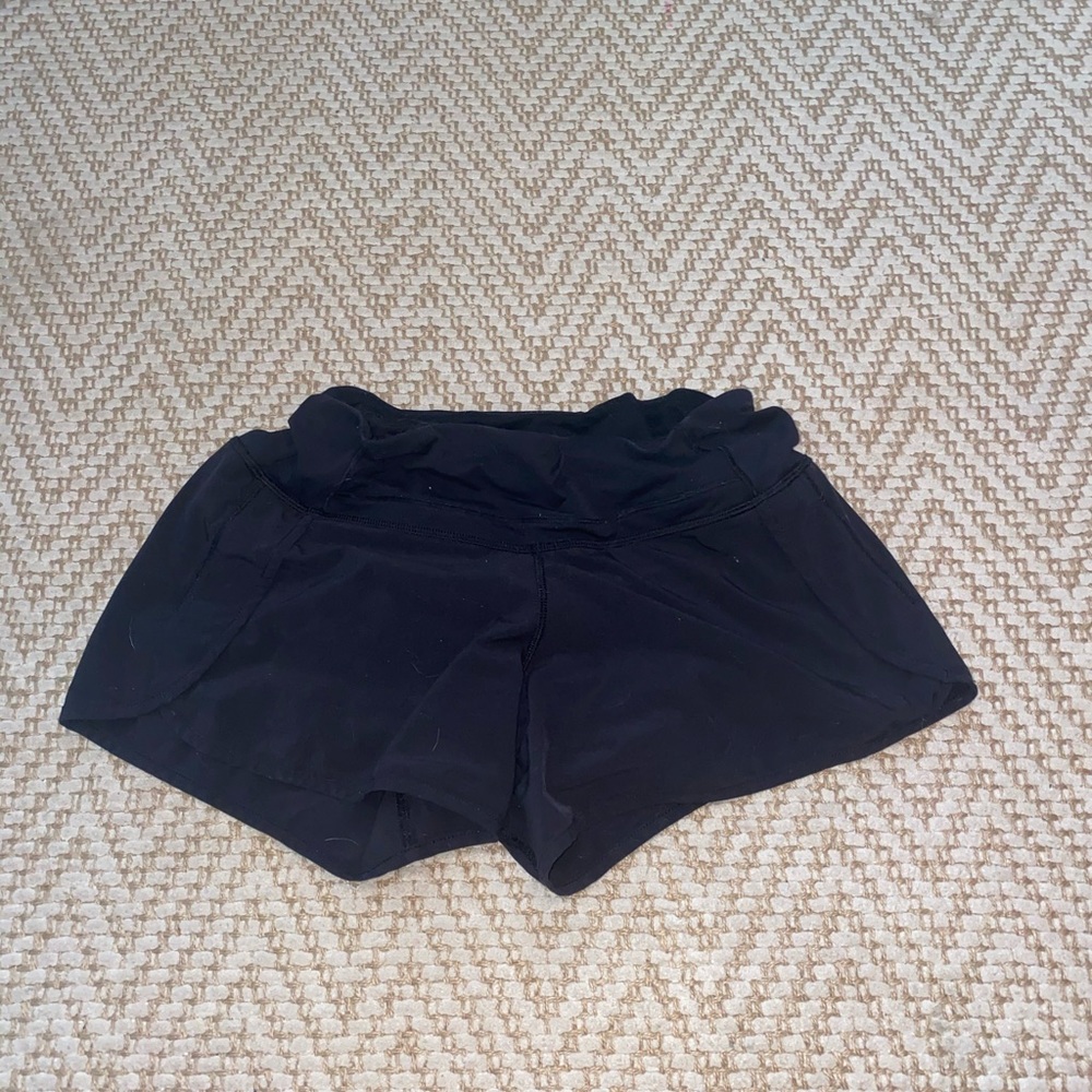 black lulu lemon shorts